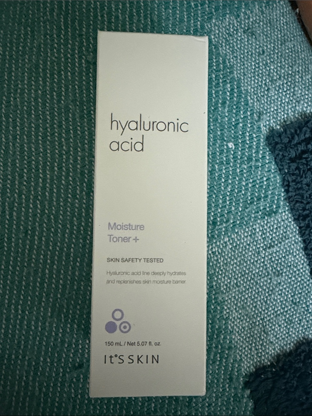 It's Skin Hyaluronic Acid Moisture Toner+ — White